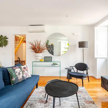 Boutique Duplex In Chiado With Epic Rossio View Apartmán
