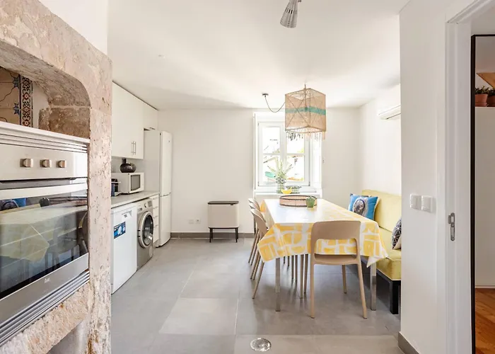 Boutique Duplex In Chiado With Epic Rossio View Appartement Lisboa
