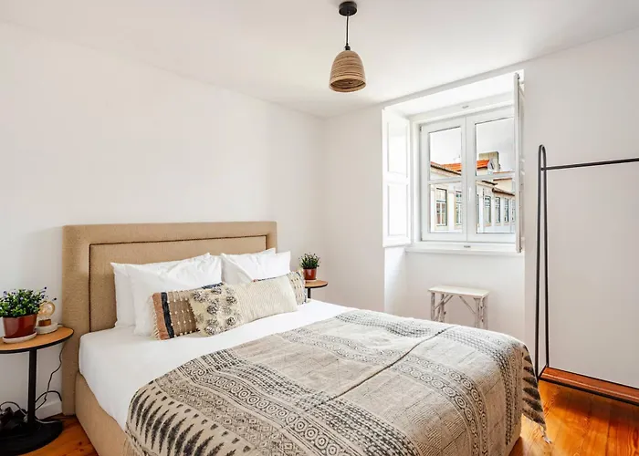 Boutique Duplex In Chiado With Epic Rossio View Appartement