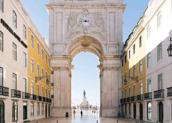 Boutique Duplex In Chiado With Epic Rossio View * リスボン