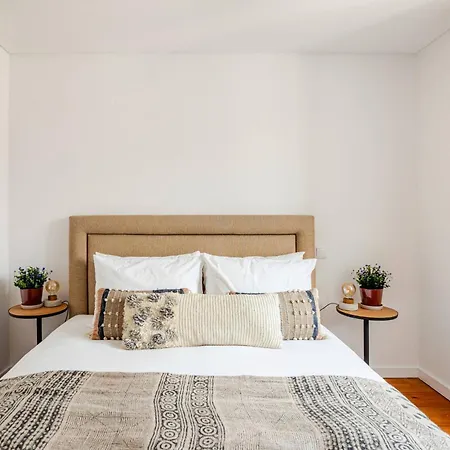 Boutique Duplex In Chiado With Epic Rossio View