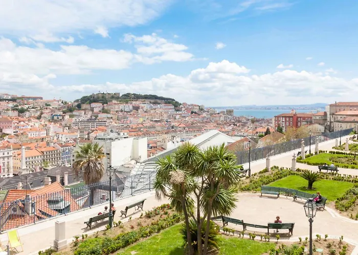 Boutique Duplex In Chiado With Epic Rossio View Lisbona